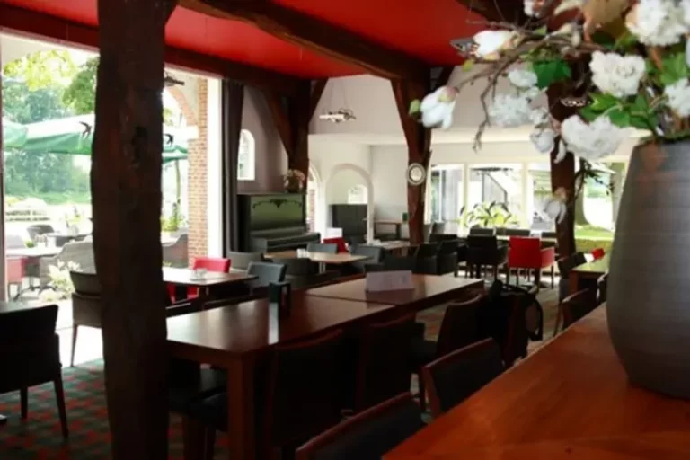 12-Golfbaan-de-Voortwisch-Restaurant-Tafel