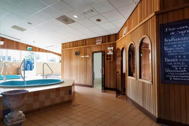 19-Golfplatz-Low-Mors-Schwimmen