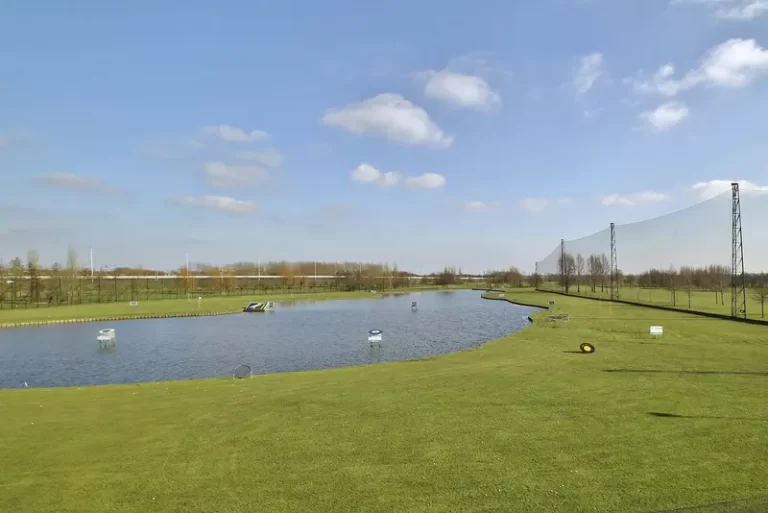 2-Golfplatz-Delfland-Wasser