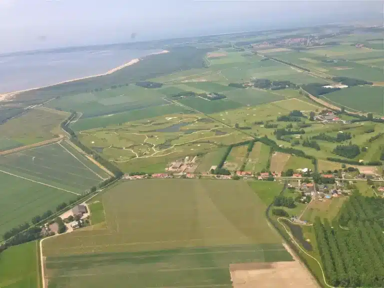 4-Golfbaan-Catharinenburg-Drone