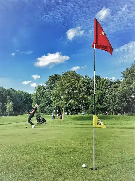 5-Golfplatz-Sluispolder-Flagge