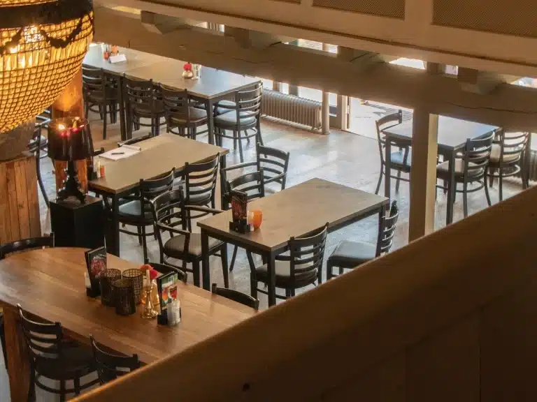 6-Golfbaan-Spaarnwoude-Restaurant-Meubels